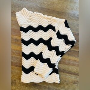 Freshman Black and Cream Wave Knit Sweater